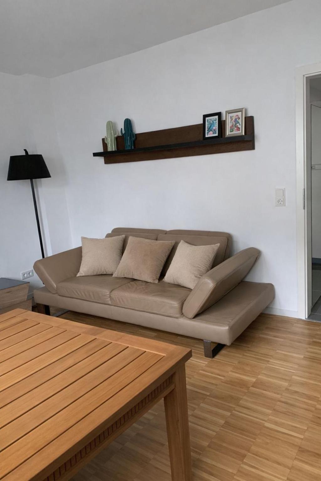 2 * Dusseldorf